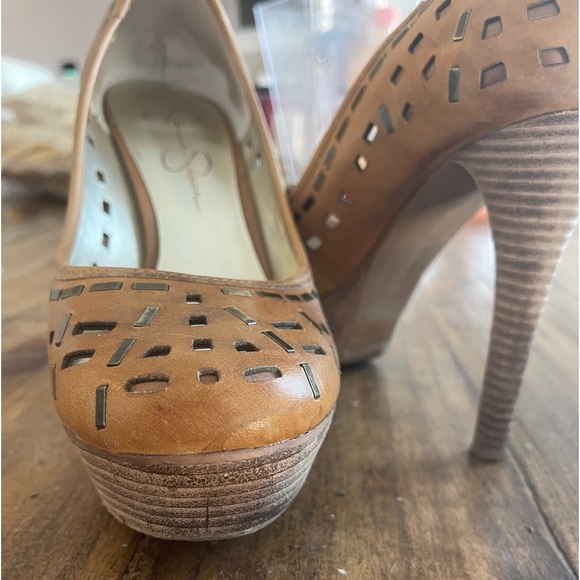 Jessica Simpson Desert Sand Vachetta Heels - Picture 1 of 6